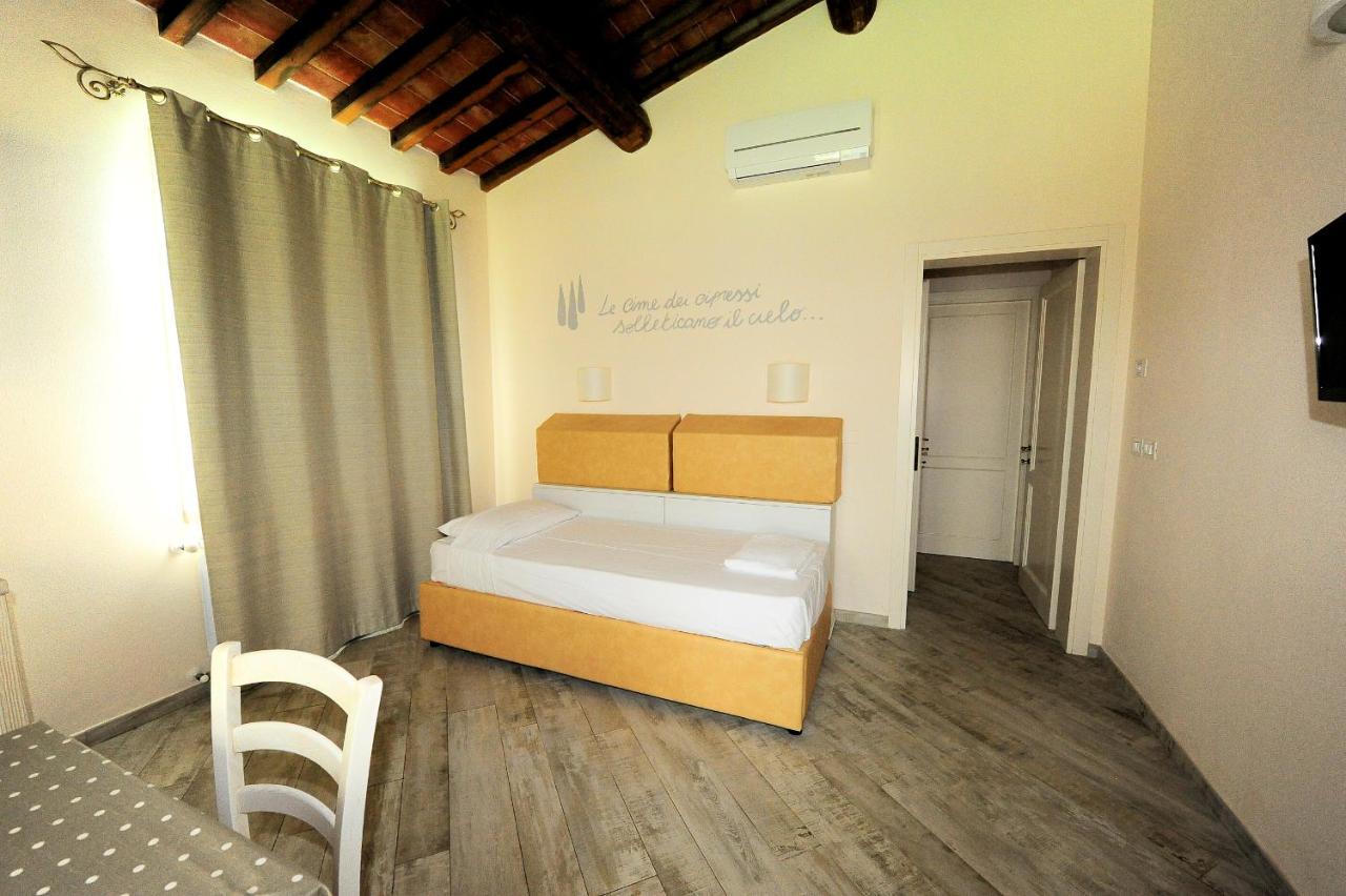 Fattoria Palazzeta - Pet & Family Friendly Aparthotel Cecina  Buitenkant foto
