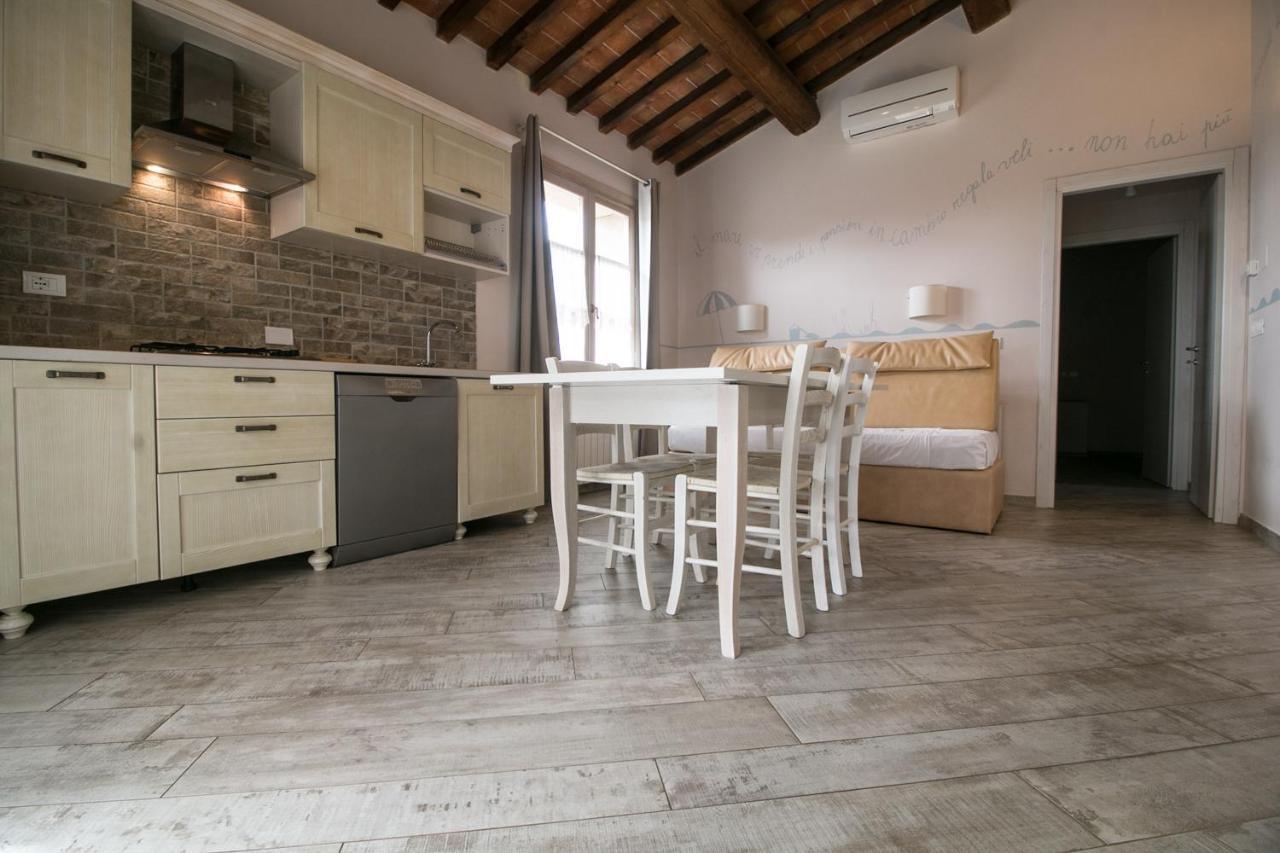 Fattoria Palazzeta - Pet & Family Friendly Aparthotel Cecina  Buitenkant foto