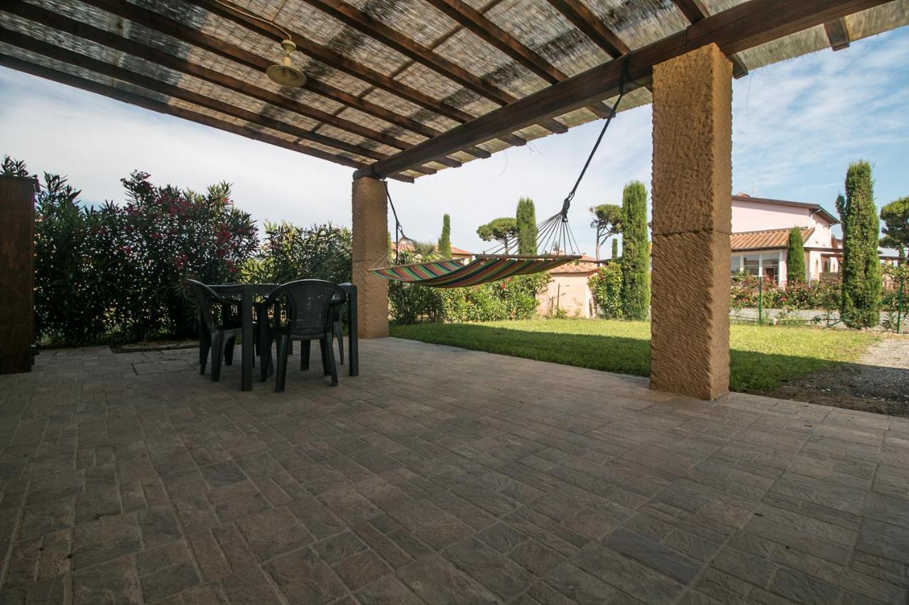 Fattoria Palazzeta - Pet & Family Friendly Aparthotel Cecina  Buitenkant foto