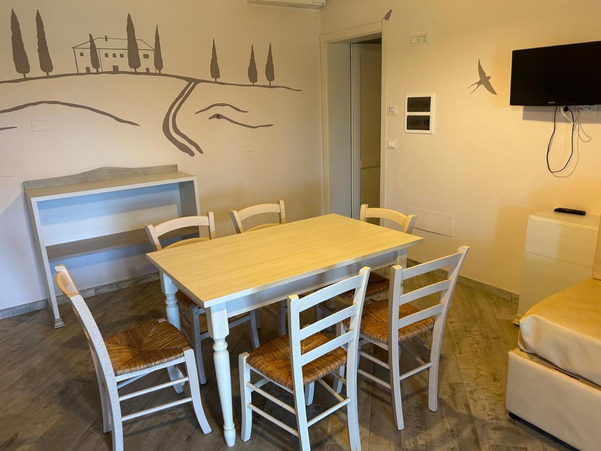 Fattoria Palazzeta - Pet & Family Friendly Aparthotel Cecina  Buitenkant foto